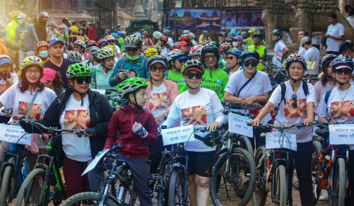 विश्व साइकल तथा वातावरण दिवस: पाटन दरबारदेखी दरवारमार्गसम्म साइकल र्‍याली (फोटो फिचर)