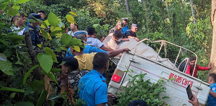 जल तथा मौसम विज्ञान कार्यालयको जीप दुर्घटना हुँदा एक जनाको मृत्यु