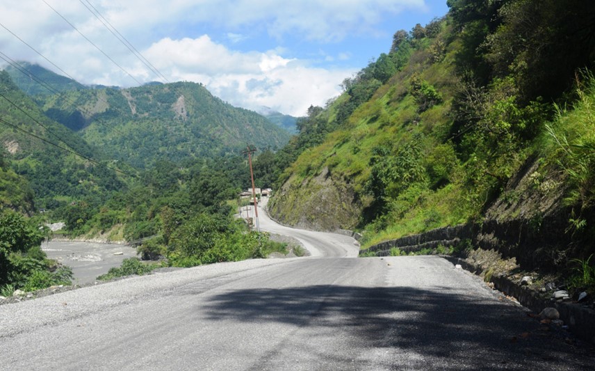 महाकाली करिडोरः १२ वर्षमा ३० किमी सडक कालोपत्र