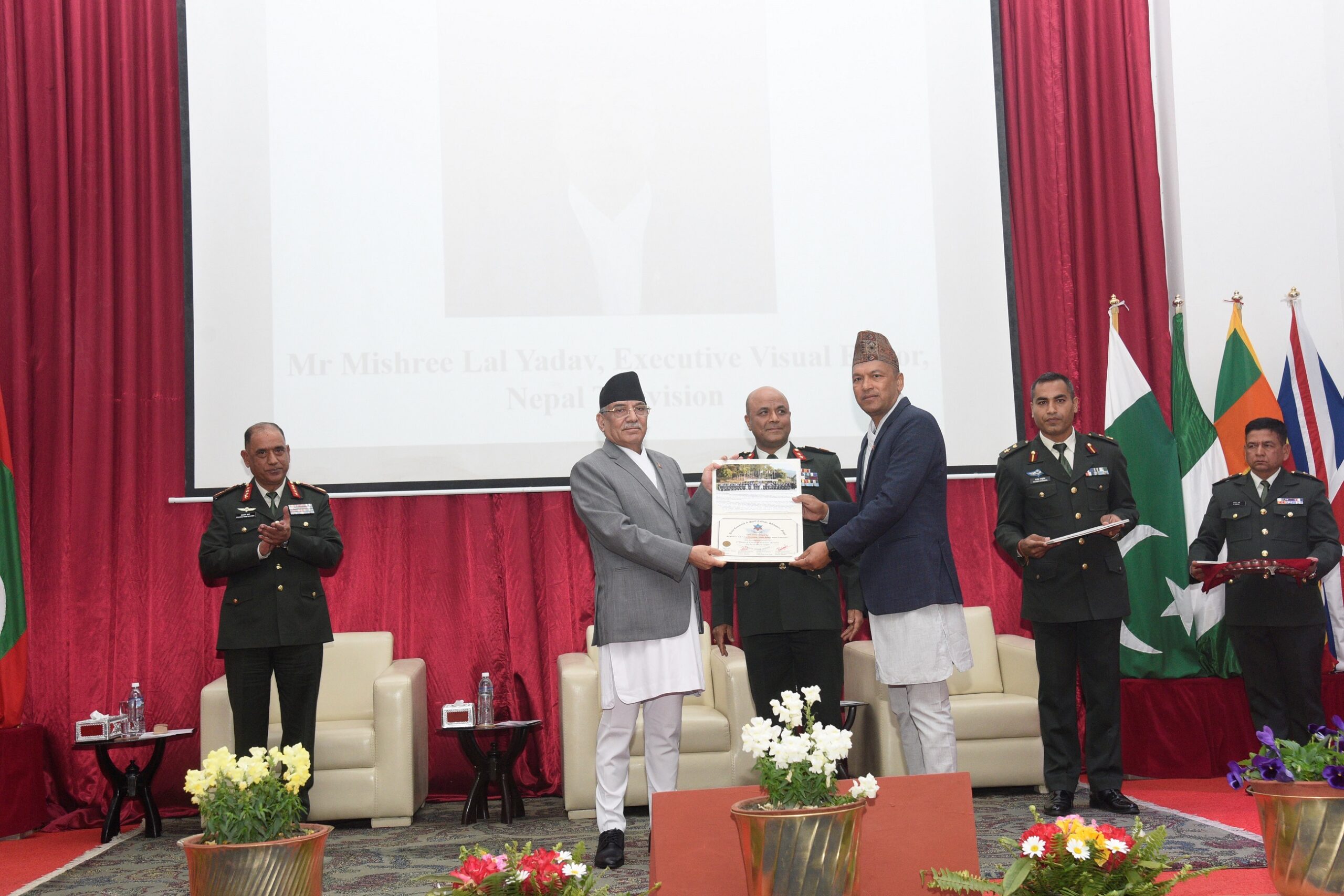 उच्च स्तरीय राष्ट्रिय सुरक्षा तालिमको समापन समारोह (तस्बीरहरु)