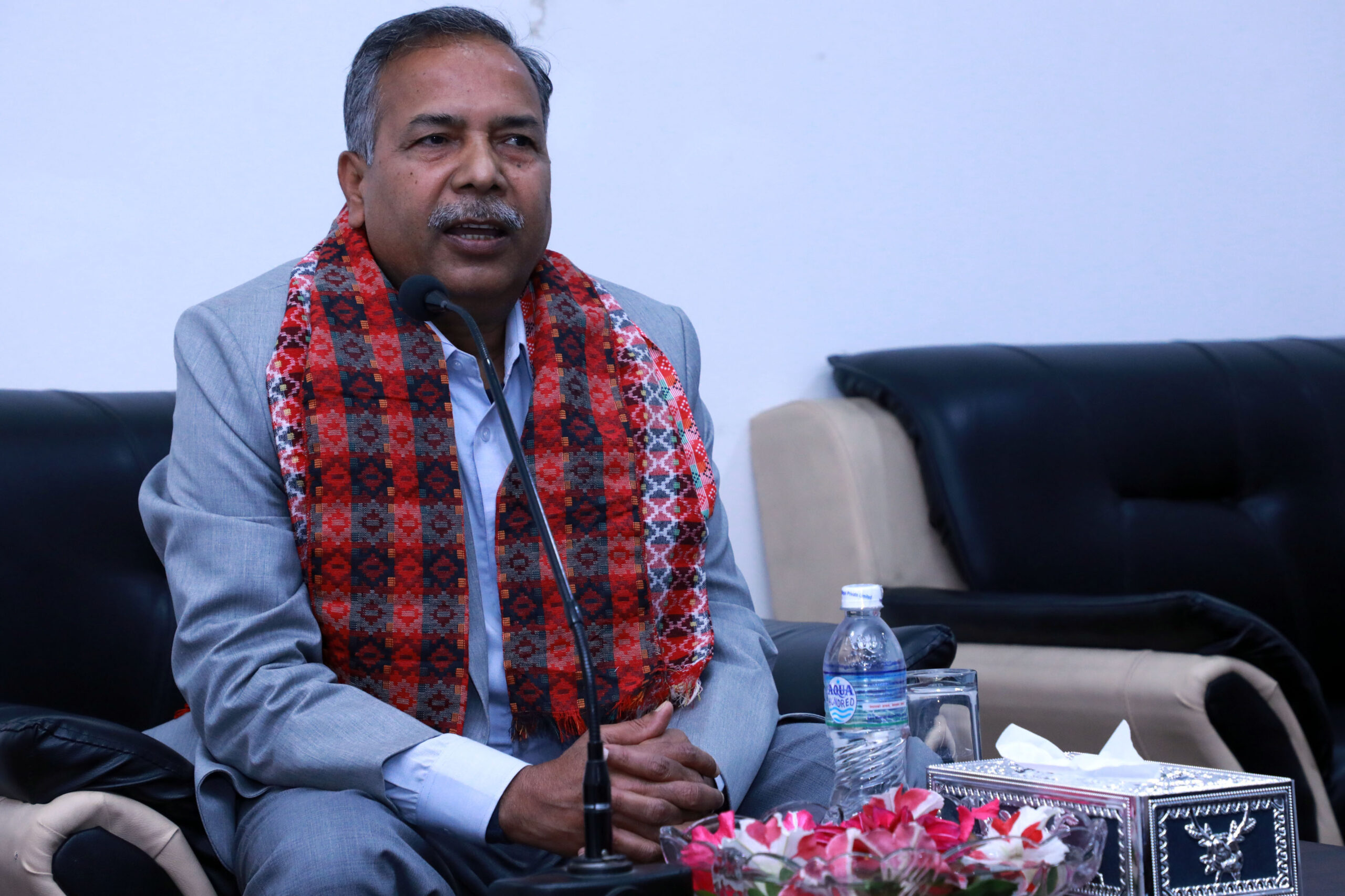 उपराष्ट्रपति यादवसँग गैरआवासीय नेपाली सङ्घका प्रतिनिधिको भेट