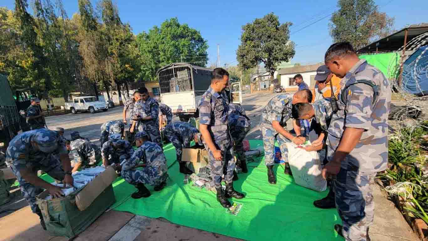 चोरीपैठारीको सामानसहित पिकअप गाडी नियन्त्रणमा