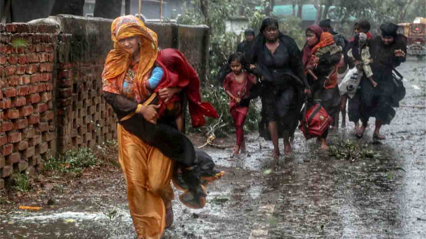 मोचा आँधीमा परी म्यान्मामा एकासी जनाको मृत्यु