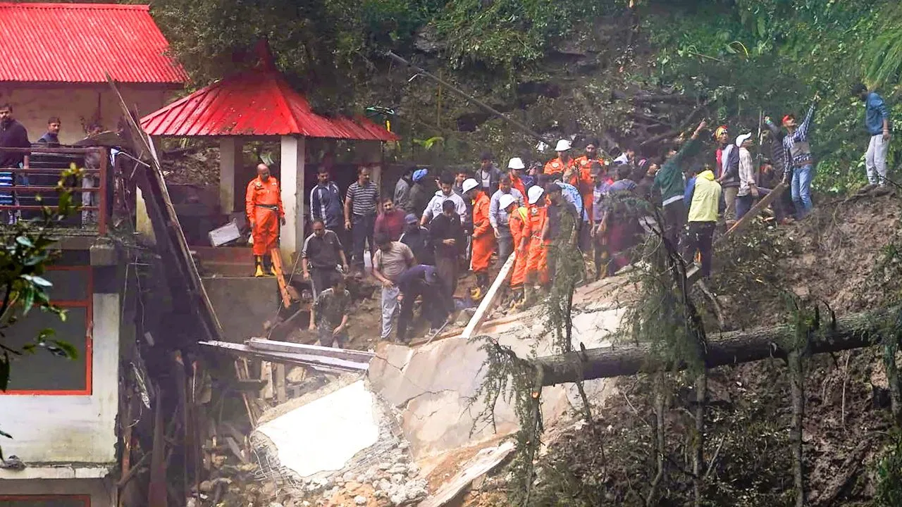 भारतको हिमाञ्चल प्रदेशमा विपद्जन्य घटनामा २१ जनाको मृत्यु, सयौँ बेपत्ता
