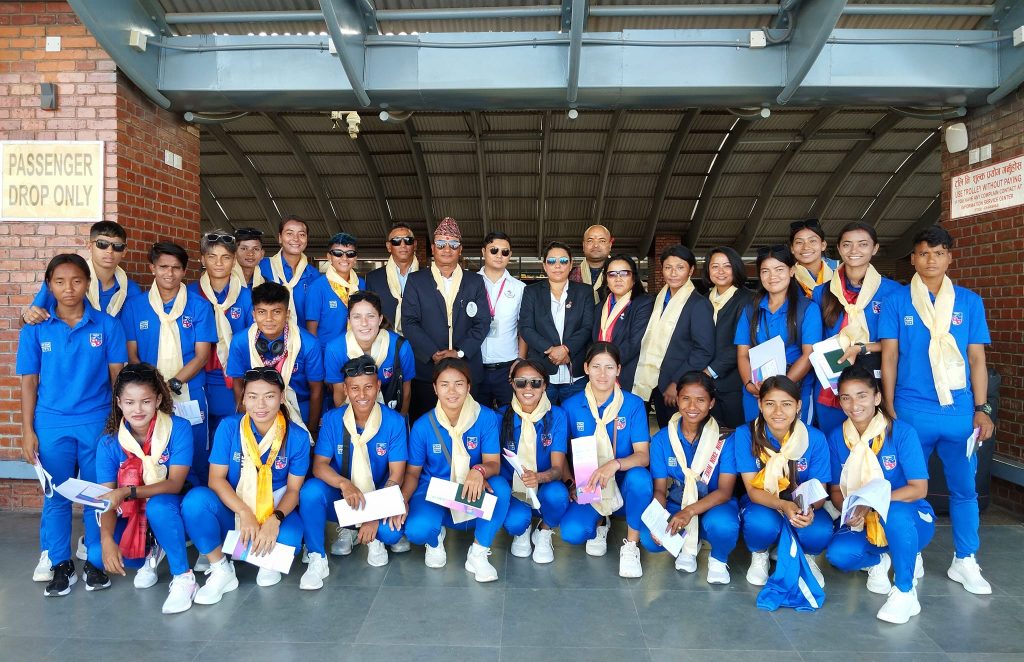 नेपाली महिला फुटबल टोली चीन प्रस्थान,एसियन गेम्समा सहभागी हुने