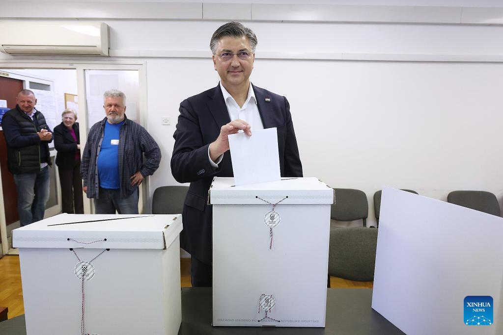 क्रोएशियामा संसदीय निर्वाचन शुरु, ५९ दलका २ हजार ३०२ उम्मेदवार
