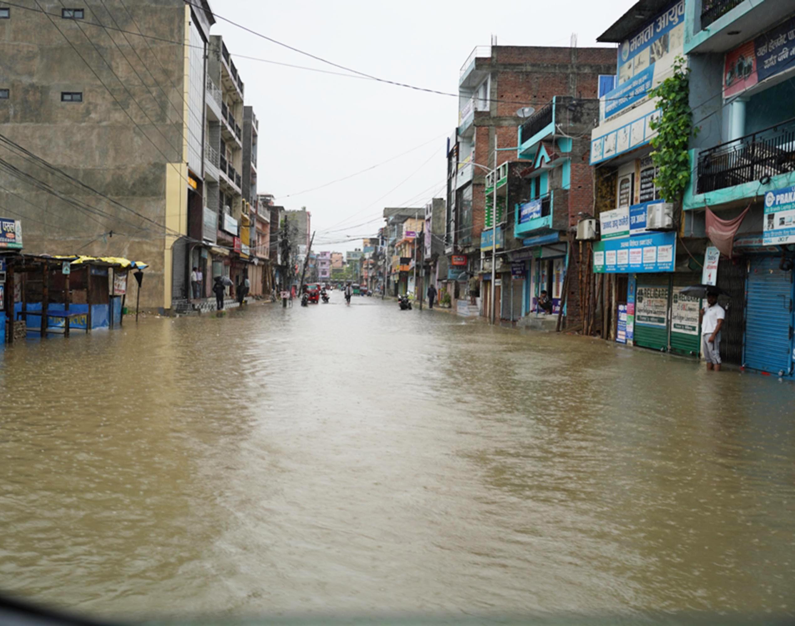 कञ्चनपुरमा बाढीमा डुबेर २ किशोरीको मृत्यु, १ बेपत्ता