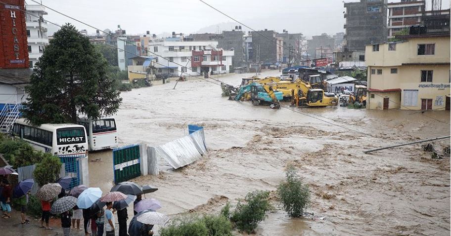 बाढीपहिरो : काभ्रेमा सरकारी राहत प्रदान गर्न टोली परिचालन