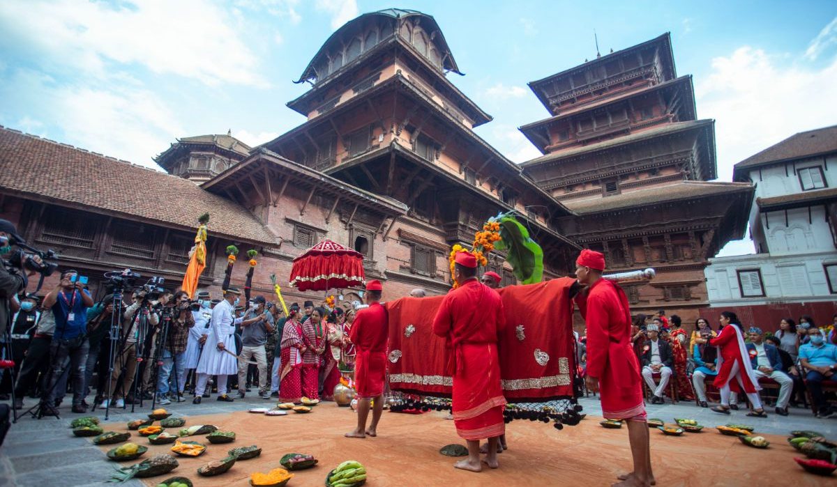 आज आश्विन शुक्ल सप्तमी : फूलपाती भित्र्याइँदै