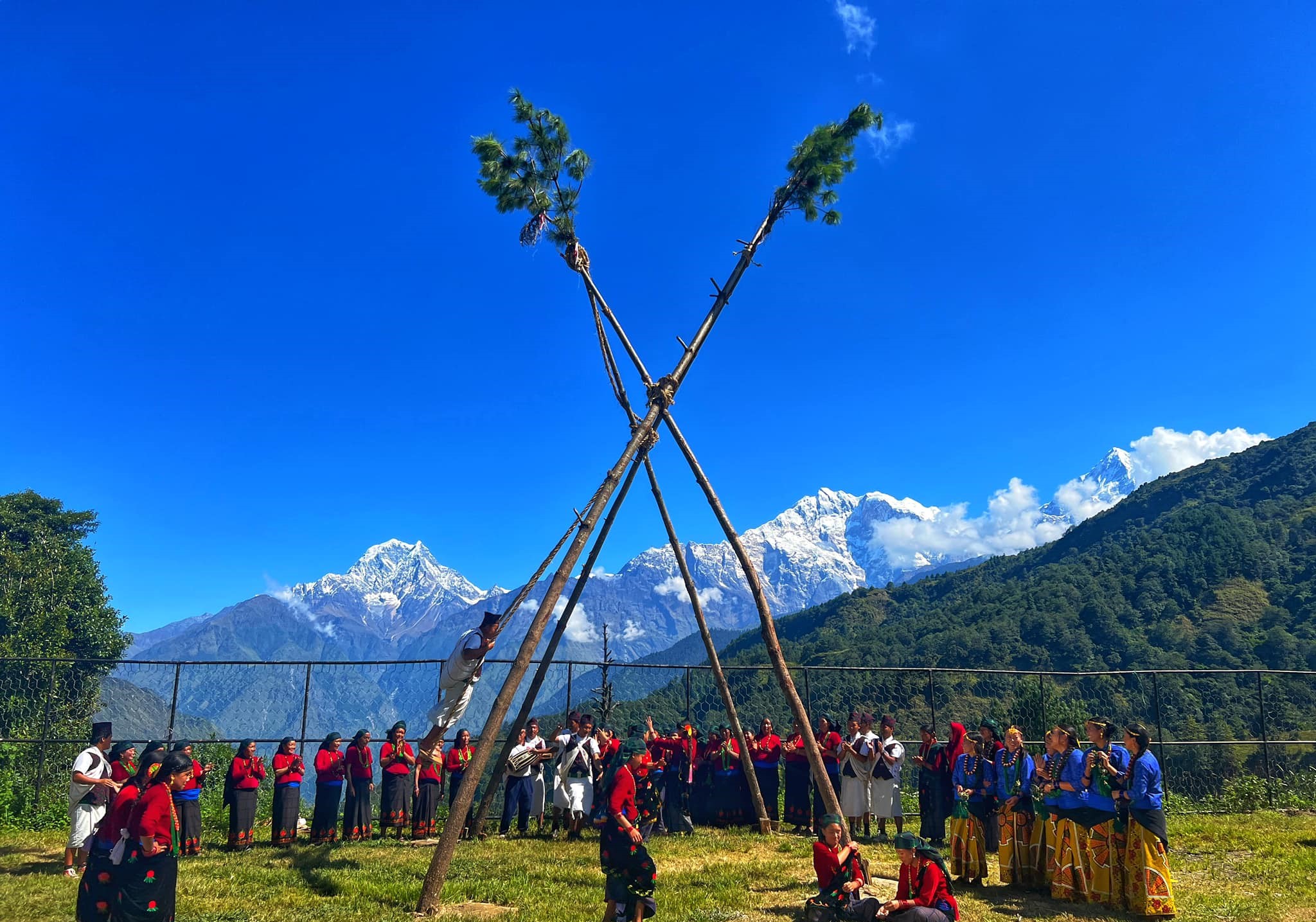 दसैँमा गाउँ नै रमाइलो….