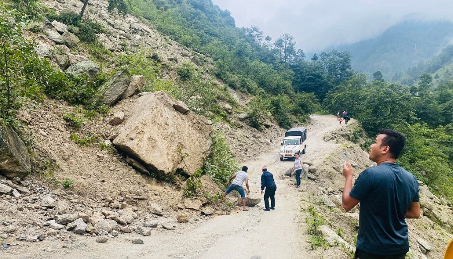 सिस्नेरी–दक्षिणकाली सडक आजदेखि ११ गतेसम्म बन्द