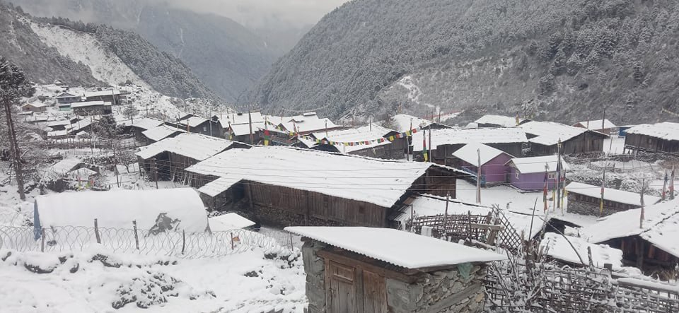 पाथीभरासहित ताप्लेजुङको उच्च क्षेत्रमा हिमपात